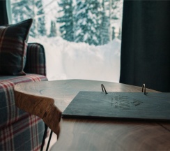 Барн Хаус с панорамными окнами (2+2) в Alaska Guest House