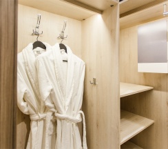 Люкс двухкомнатный в Minger Med SPA