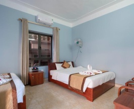 Четырёхместный номер Superior с балконом в Ha Long Bay Fancy Hostel