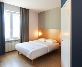 Номер Standard с двуспальной кроватью в ibis Сибирь Омск