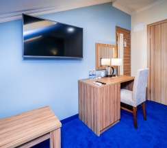 Семейный однокомнатный номер "Мансарда" в Blue Marlin Hotel