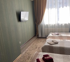Номер комфорт с 3 односпальными кроватями в Залесный