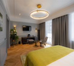 Делюкс с террасой и видом на Кремль в Генрих