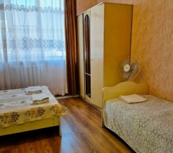 Бюджетный 3х-местный номер в Арарат