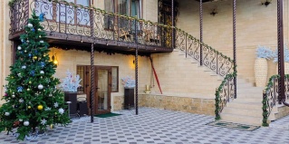 Теберда: Гостевой дом Golden House