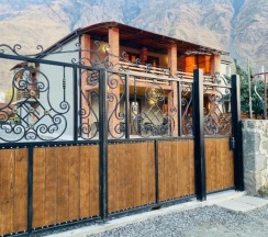 Двухместный номер Economy (двуспальная кровать) в Отель Paradise Kazbegi