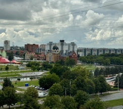Двухместные апартаменты c 1 комнатой с балконом и с красивым видом из окна (двуспальная кровать) в Квартира Zeninapart