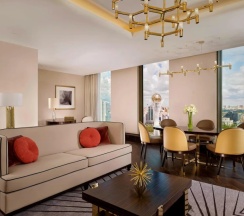 Двухместный люкс клубный Executive c 1 комнатой двуспальная кровать в The Ritz-Carlton Astana