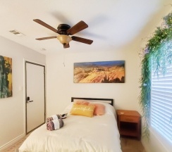 Коттедж в Austin Uncommon Room Rentals
