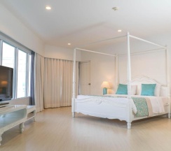 Люкс с балконом в Cera Resort Chaam