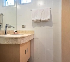 Двухместный номер Deluxe (двуспальная кровать) в Patong Bay Residence