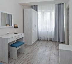 Люкс с кухней в Volna Family Resort