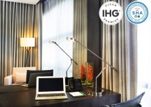 Двухместный номер Deluxe двуспальная кровать в Holiday Inn Bangkok Sukhumvit, an IHG Hotel