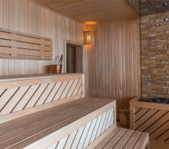 18-ти местный дом в Прибрежном поселке в Бутик