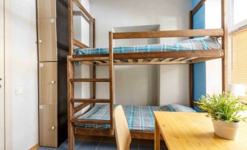 Верхнее место в четырехместном общем номере в Yo! Hostel