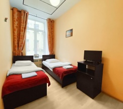 Двухместный номер с 2 отдельными кроватями в Babushka House