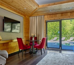 Вилла дуплекс апартаменты с бассейном в Маральник Altai Palace