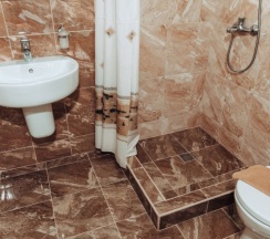 Полулюкс 4х-местный с балконом в Легенда