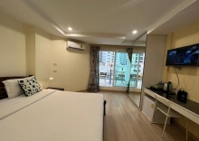 Номер Deluxe с балконом в V Check Inn Sukhumvit 22