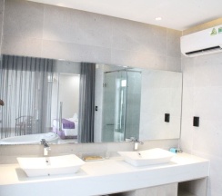 Номер Standard в Golden Inn Hotel