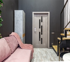 Двухуровневые апартаменты для троих гостей в Smart Hotel Kantemirovsky