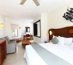 Двухместный Select Club Deluxe (двуспальная кровать) в Sandos Caracol Select Club - только для взрослых, все включено
