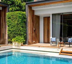 Двухместный с доступом в бассейн люкс Executive двуспальная кровать в Villa Deva Resort & Hotel Bangkok