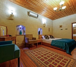 Двухместный люкс Улучшенный с террасой и джакузи двуспальная кровать в La Casa Cave