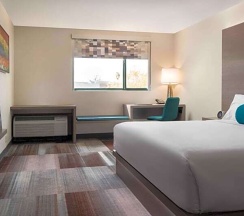 Двухместный номер Standard с видом на бассейн двуспальная кровать в Aloft Scottsdale