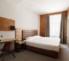 Стандартный номер с двуспальной кроватью в Turris Hotel Petrovsky
