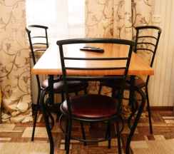 4-х местный номер  эконом с общей ванной комнатой в Алмаз