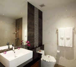 Pool Villa Modern с 3 спальнями с видом на море в Вилла Kata Sea View