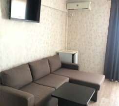 полулюкс с балконом и видом на море в AlexHome