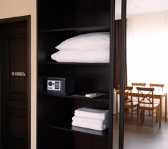 4х местный номер Супериор с балконом в Alpen House