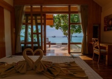 Бунгало beachfront в Bundhaya Villas Koh Lipe