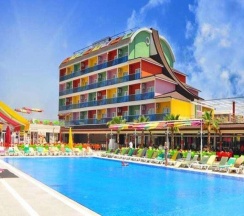 Семейный номер Standard с балконом в Side Win Hotel