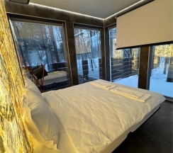 Mirror в Лаки Глэмпинг