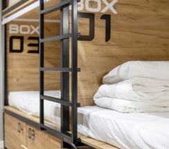 Односпальная кровать в общем номере в Via hostel