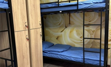 6-ти местный женский номер в Точка