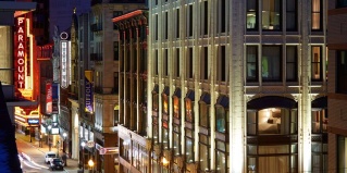 Бостон: Отель The Godfrey Hotel Boston