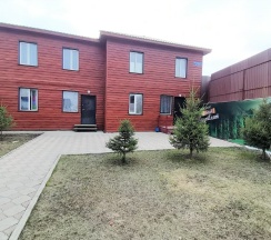 Коттедж с 6 комнатами в Удачный