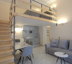 Двухместные апартаменты 2 с видом на внутреннюю территорию (во двор) двуспальная кровать в Exclusive Hotel&Apartments