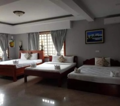 Трёхместный номер Standard в White Lotus Resort