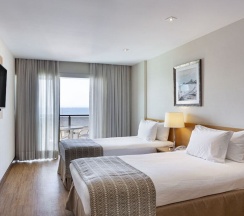 Номер Superior с балконом в Windsor Palace Copacabana