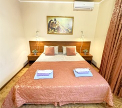 Трехместный комфорт с балконом (невидовой) с доп местом в Атриум