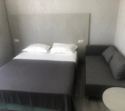 Трёхместный номер Standard с балконом в Сюзэн