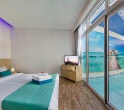 Вилла с 6 комнатами с балконом в Tropicana Pool Villa