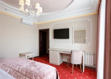 Junior Suite River view в Hotel Villa MARALIS