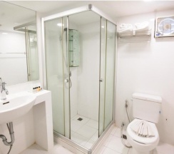 Двухместный номер Deluxe 2 отдельные кровати в Pattaya Hiso Hotel
