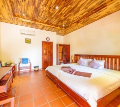 Двухместный номер Deluxe с частичным видом на море двуспальная кровать в Blue Sea Resort